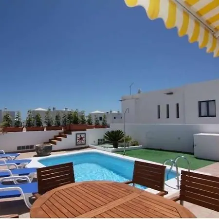Διαμέρισμα Playa Blanca Sleeps 6 Pool Wifi *