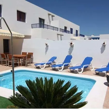 Playa Blanca Sleeps 6 Pool Wifi Διαμέρισμα