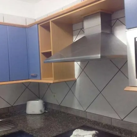 Apartment Playa Blanca Sleeps 6 Pool Wifi *